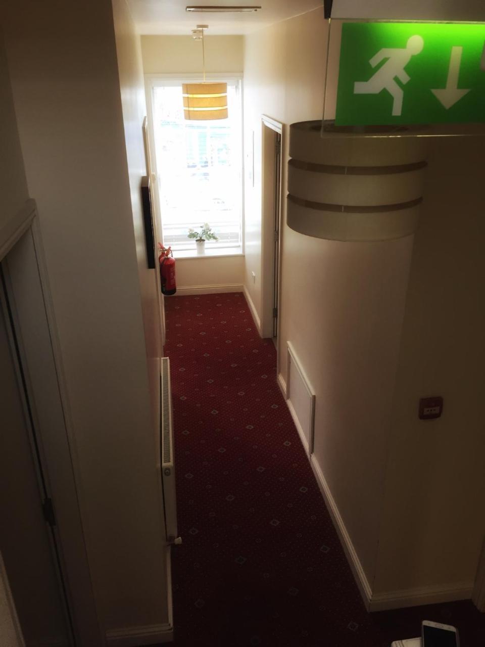 Гостевой дом Prairie House - Boutique Townhouse Salthill Экстерьер фото