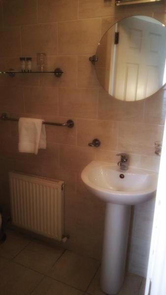 Гостевой дом Prairie House - Boutique Townhouse Salthill Экстерьер фото